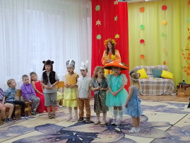 Осенний праздник в группе «Капельки» Осенний праздник в группе «Капельки».